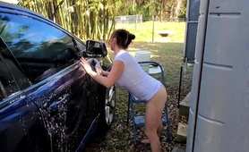 amateur-brunette-milf-washing-the-car-in-her-tight-panties