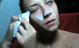 beautiful-girlfriend-gets-nailed-doggystyle-and-facialized