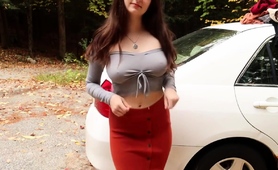 Provoking Teen Shows Off Her Marvelous Curves Outdoors